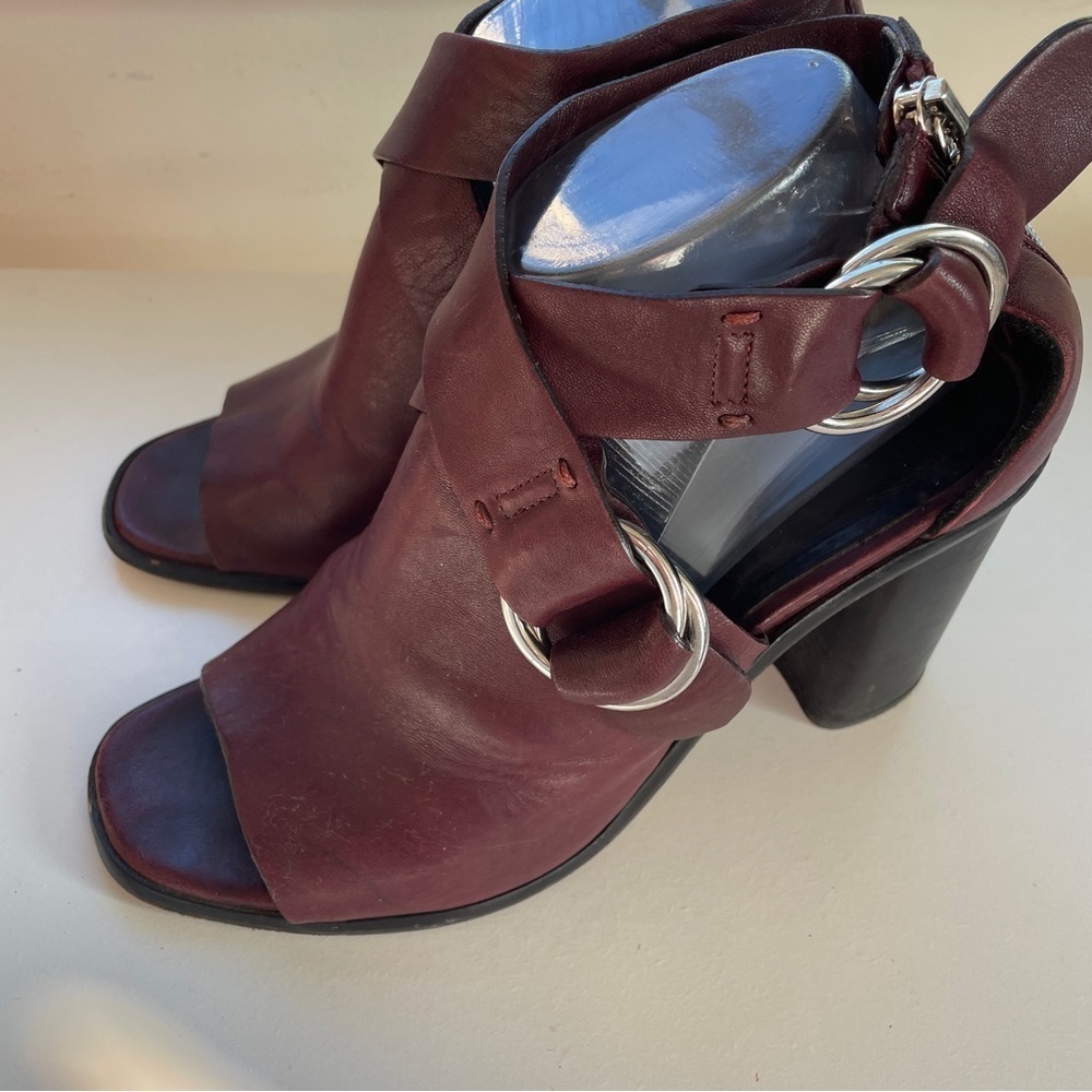 Rag & Bone Burgundy Leather Sandal Kora Block Heel Adjustable Straps 9.5 39.5 - Picture 3 of 12
